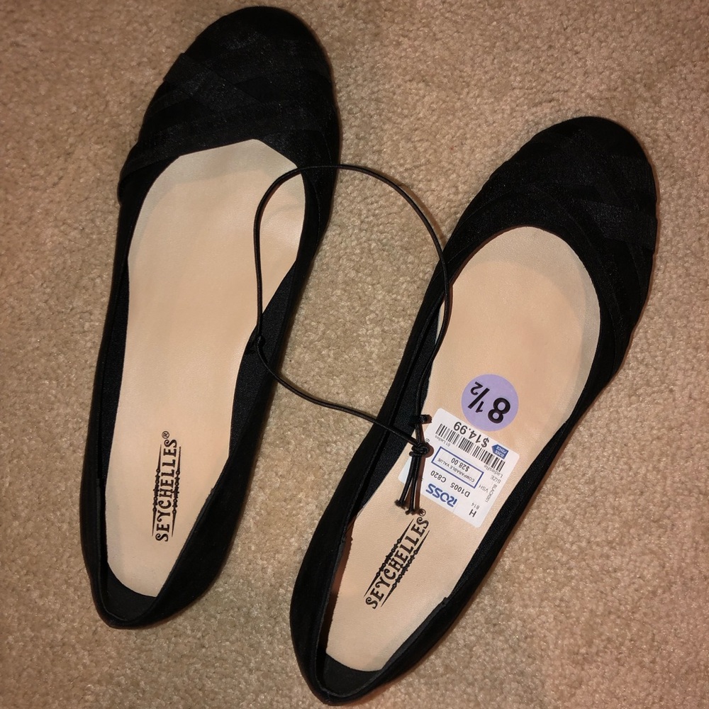 Flats - Picture 2 of 4